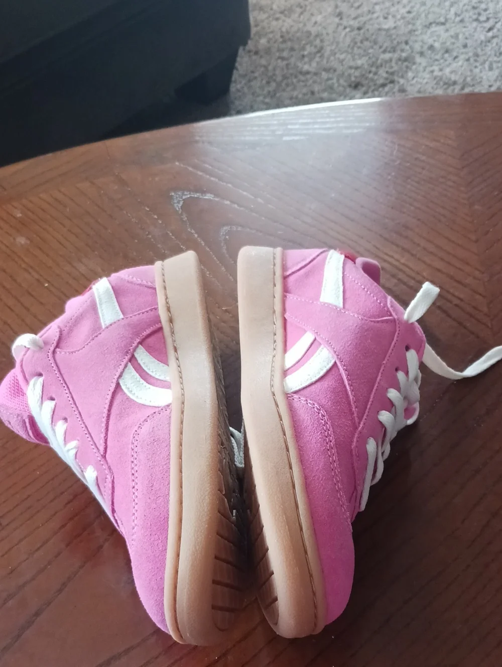 Reebok Women's Bright Pink Lace-Up Athletic Sneakers